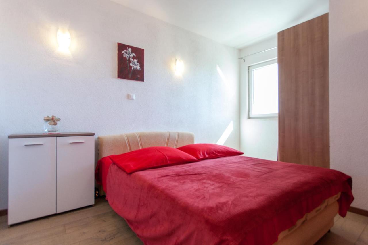 Apartman J & K Подстрана Екстериор снимка